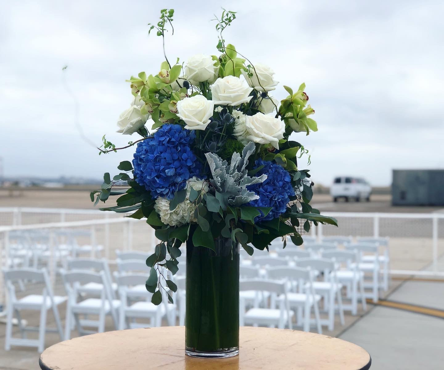 Perfect for events, corporate events, conferences, parties, weddings, large-scale events, destination management gatherings.