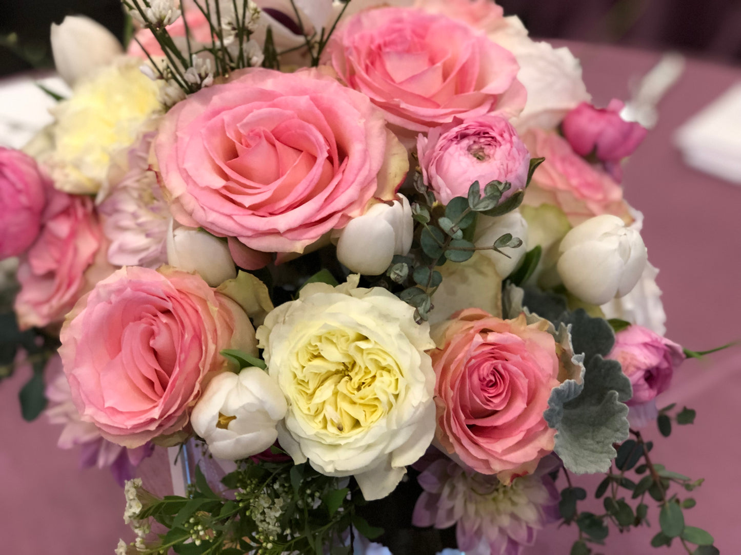 beautiful pink roses flower arrangement san diego best bouquet